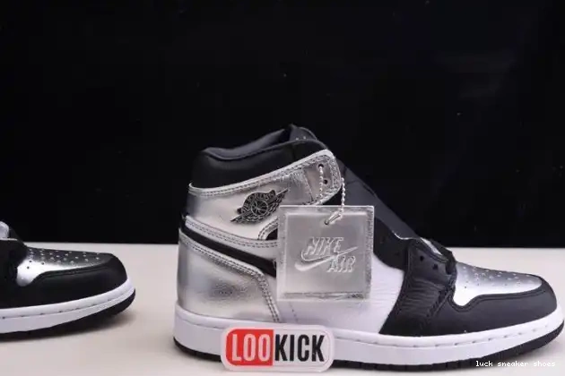 Rep LUCY OG HIGH CD0461-001 SILVER JORDAN WMNS TOE AIR 1 0522